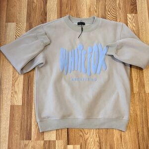 White Fox Gray and Baby Blue Crewneck Sweatshirt Sz XS/S